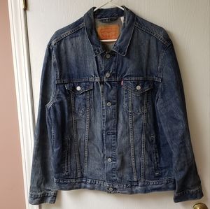 Levi's Men's Denim Trucker Jean Jacket